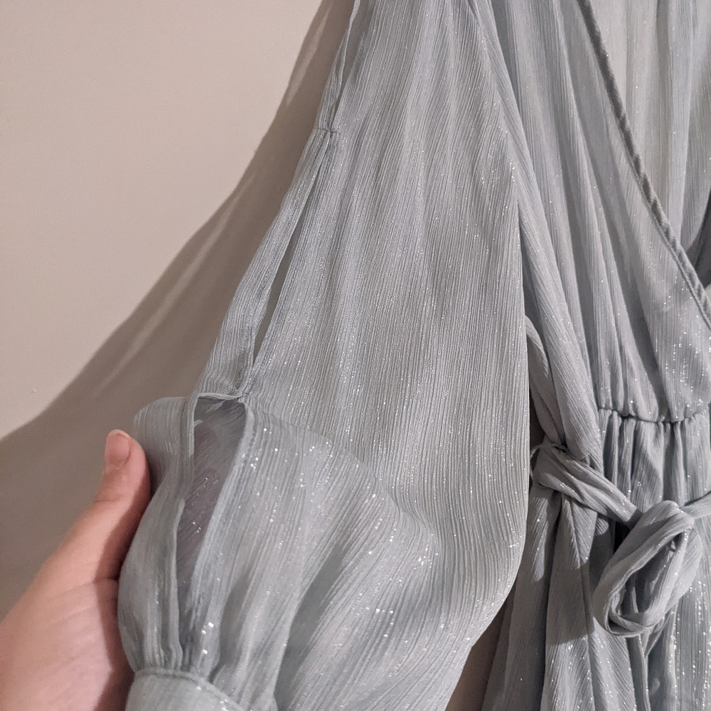 Dress - Picture 3 of 6